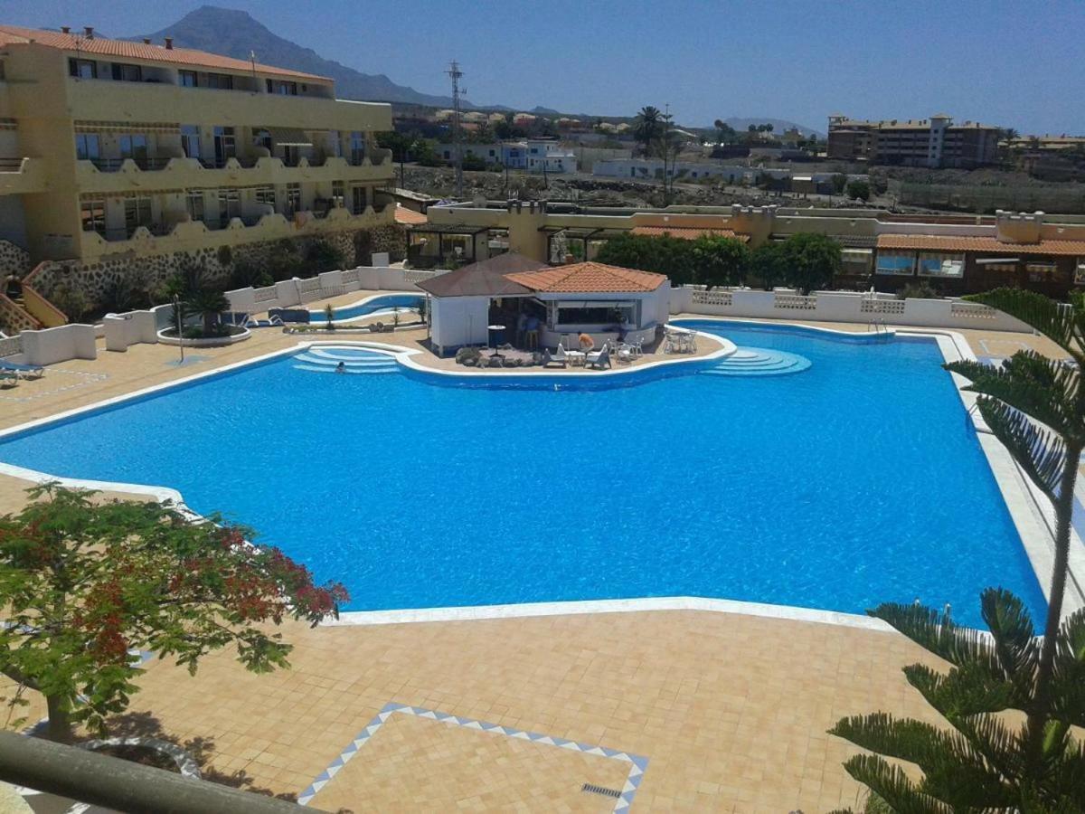 Marina Palace Paraiso Адехе Екстериор снимка